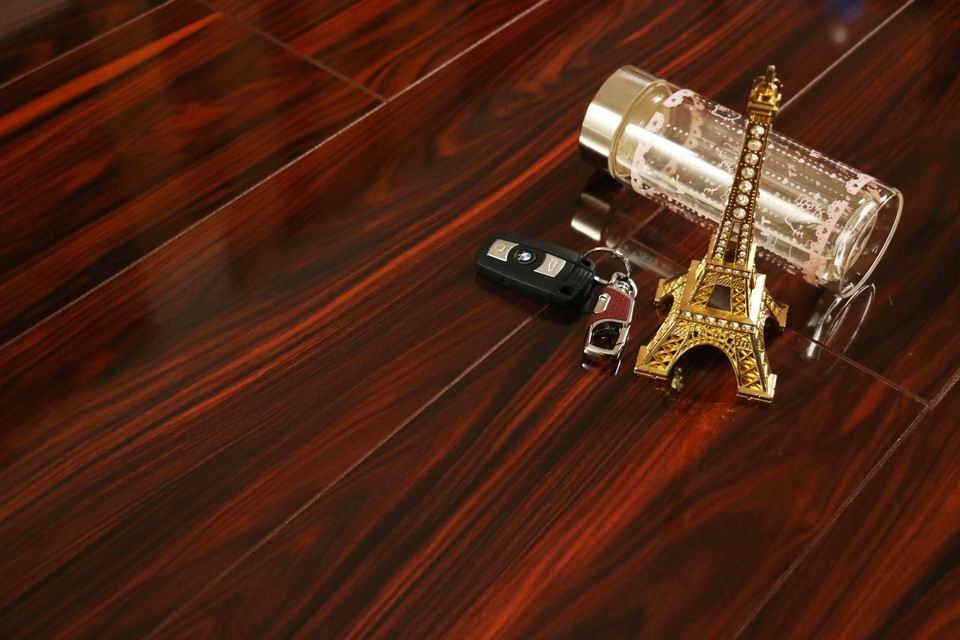 欧米茄复合地板高光亮面环保防水地板双锁扣豪华耐磨型古堡幻影227